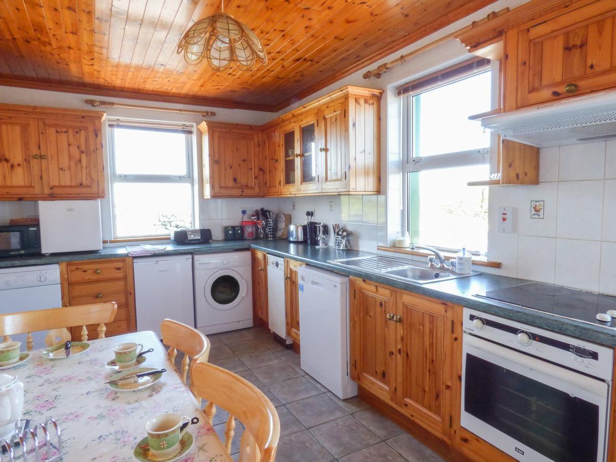 Seaview Cottage Баливоган Екстериор снимка